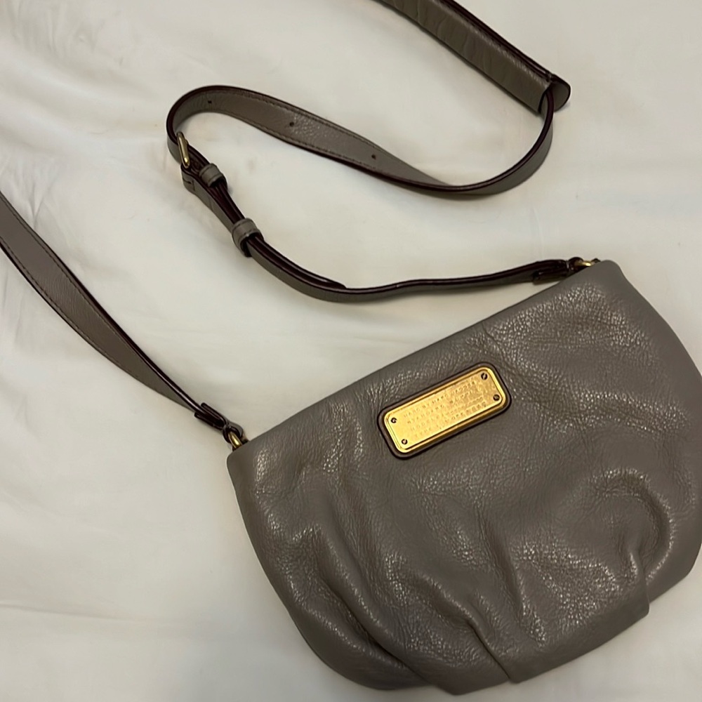 Marc by Marc Jacobs Crossbody Bag Taupe / Gray Color